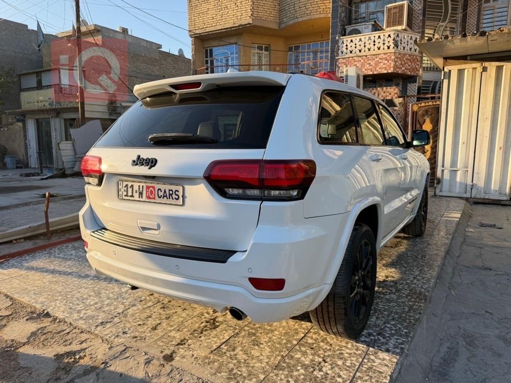 جيب جراند شيروكي